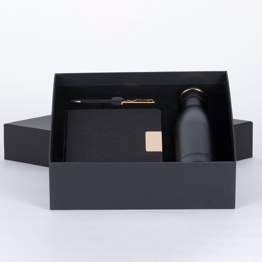 Set de Regalo "EPIC" negro con detalles dorados. — foto 2