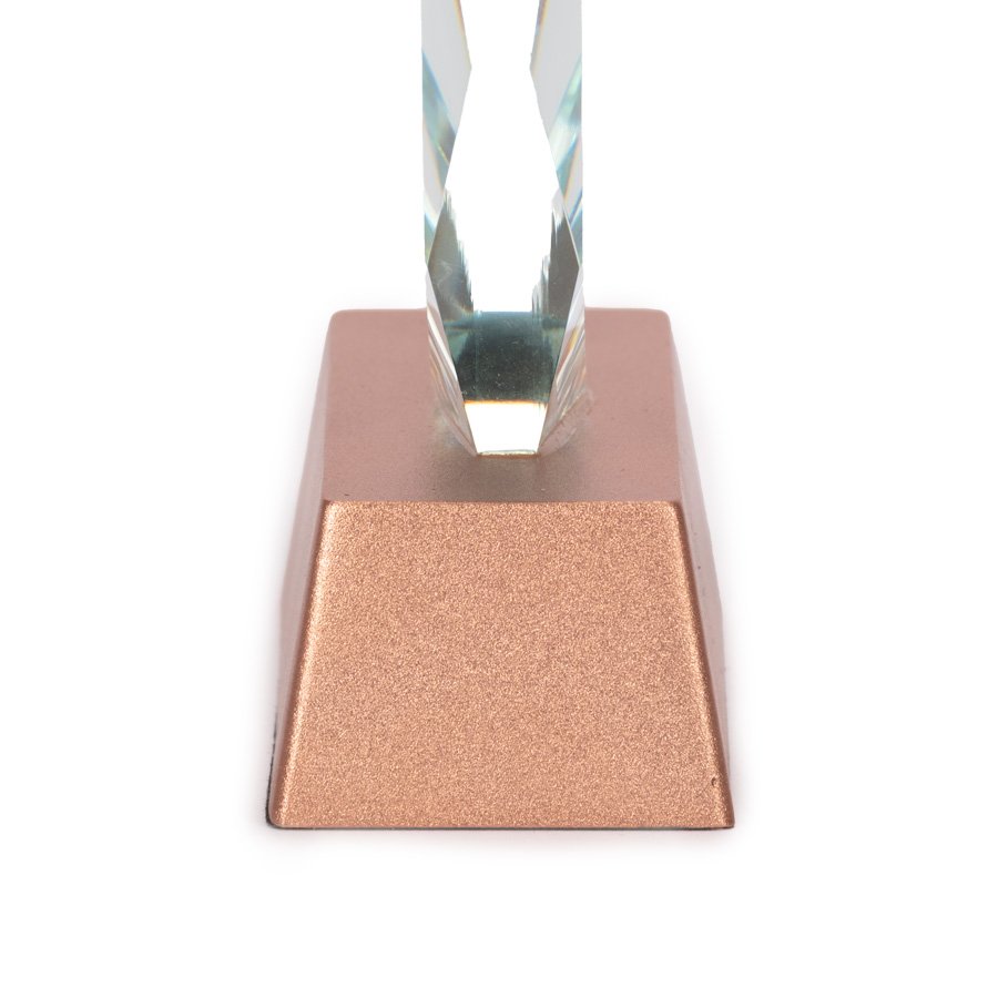 Trofeo Galvano de Cristal "RUNE" con base encobrizada. — foto 6