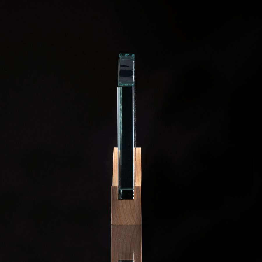 Trofeo Galvano de Madera y Cristal "Curve" — foto 5